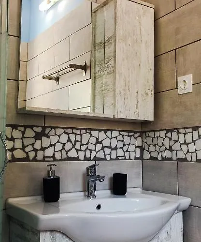 Oikia * Kastraki (Trikala)